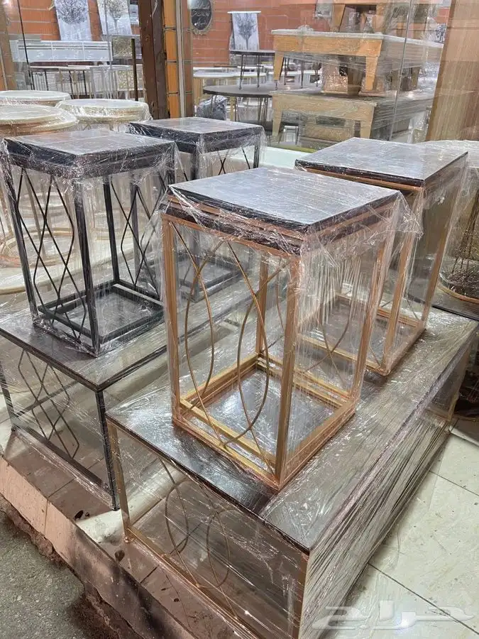 طاولات حديد (يوجد لدينا تابي   تمارا) 88