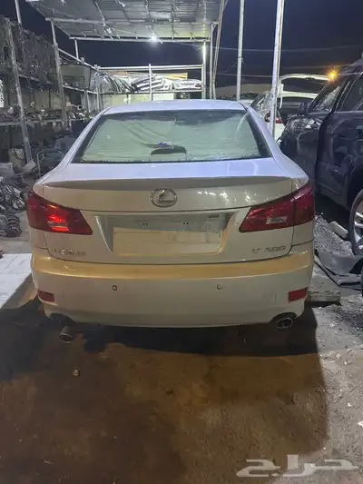 بيع قطع لكزس اي إس 300 موديل 2008 0