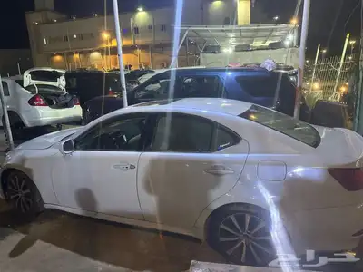 بيع قطع لكزس اي إس 300 موديل 2008 1