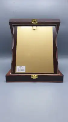 دروع تذكارية 7