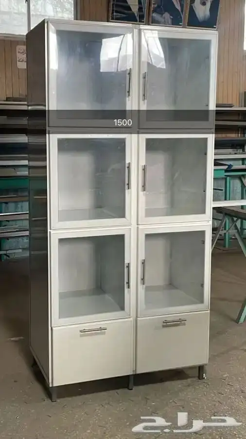 طاولات ودواليب 0