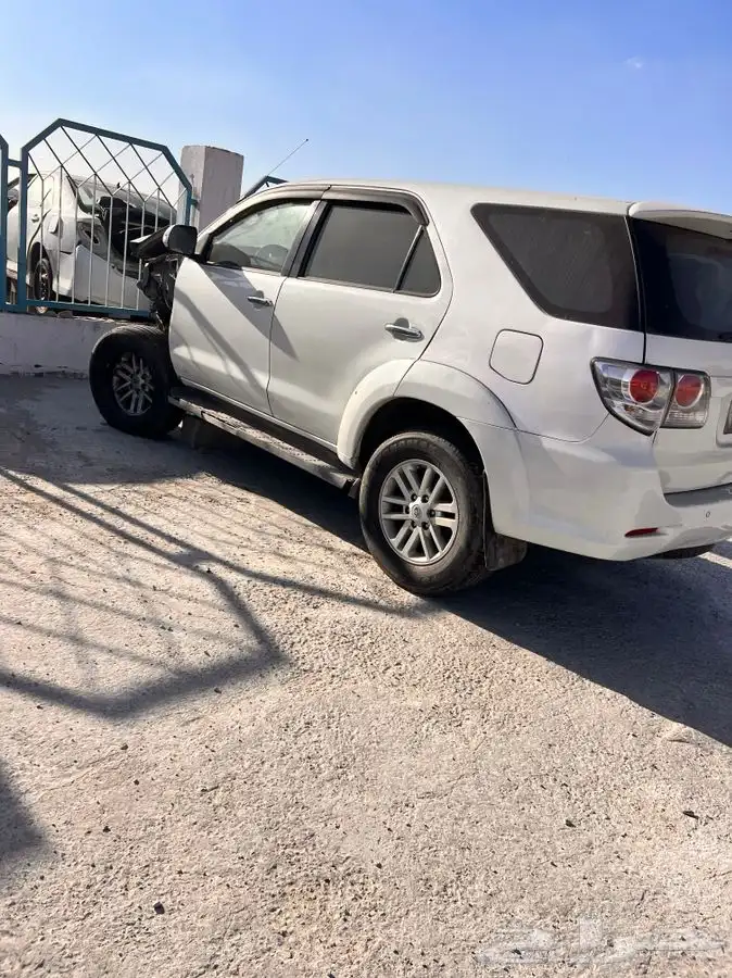 فورشنر 2016 بيع قطع غيار فقط 0