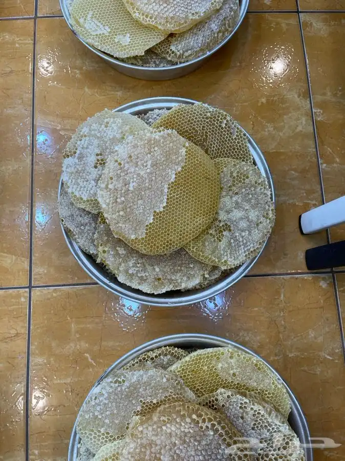 عسل شوكه وسدر وطلح وسمر وخلطات عسل ضمان ذهبي يوجد جمله 5