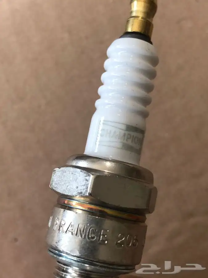 قطع لاند روفر سيريس وديفندر 4 سلندر 2.25 لتر 1