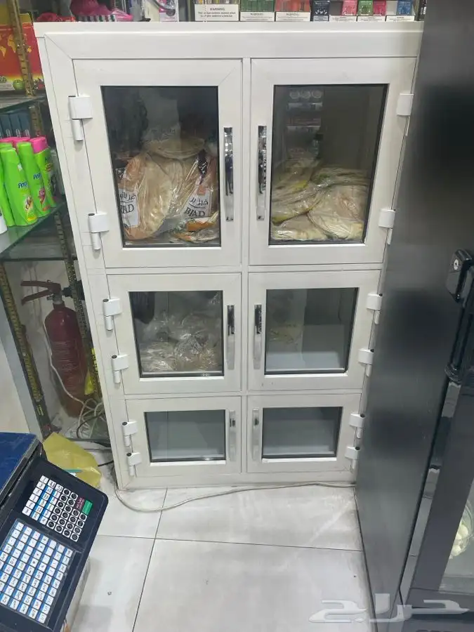 طاولات ودواليب 12