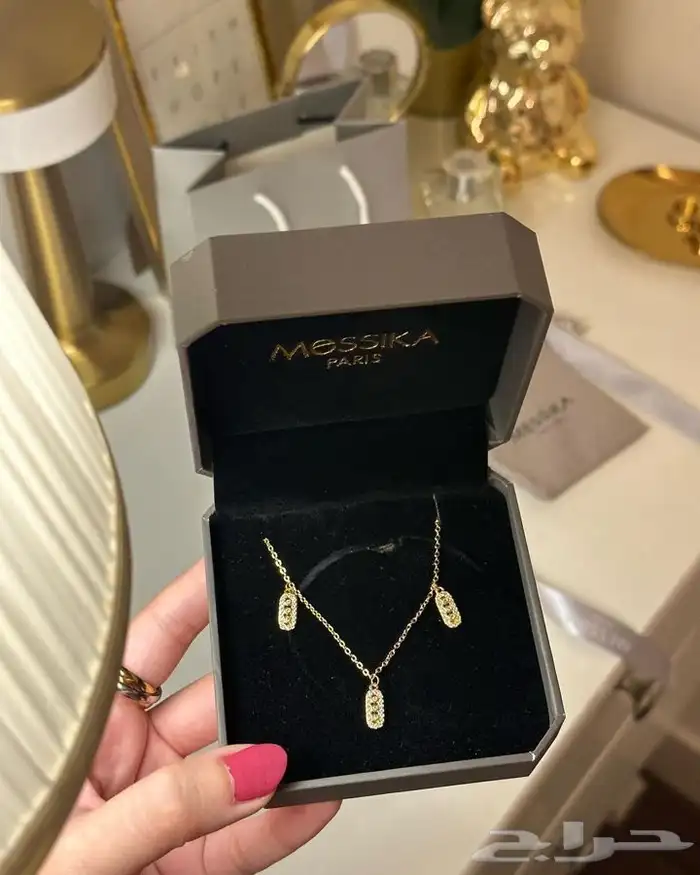 سلاسل ماركات متنوعه. هاي كوالتي مع ملخقات الماركه 14