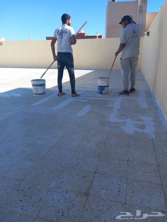 متخصصون في جميع انواع العازل 8