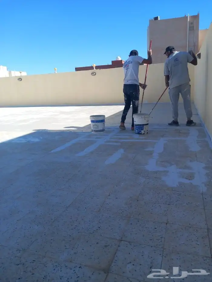 متخصصون في جميع انواع العازل 4