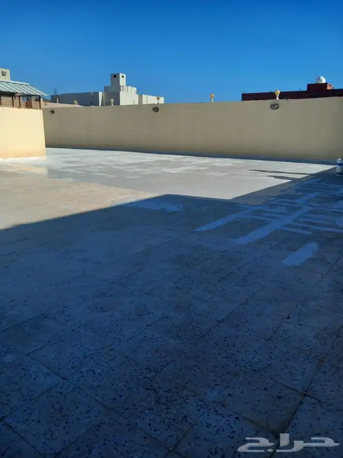 متخصصون في جميع انواع العازل 6