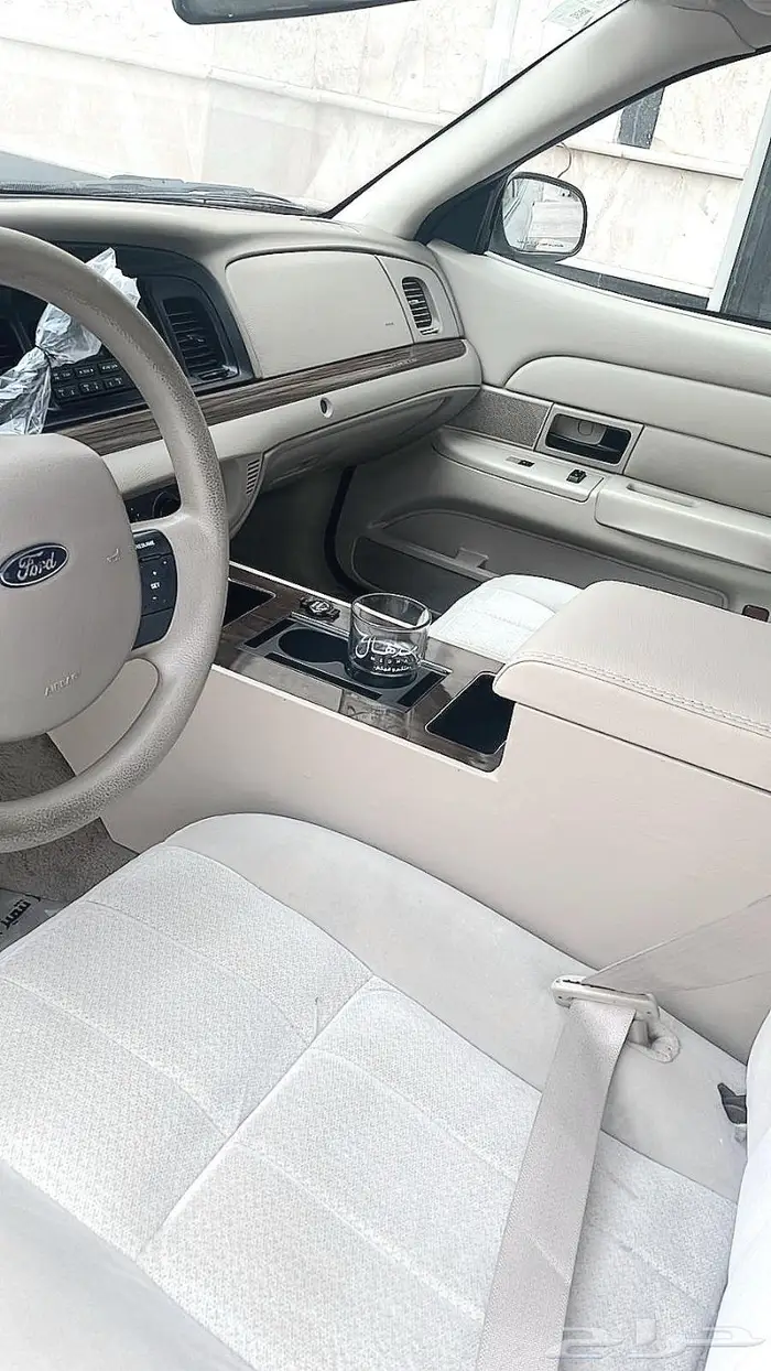 تكايات لينكون تاون كار وفورد فكتوريا وماركيز 68