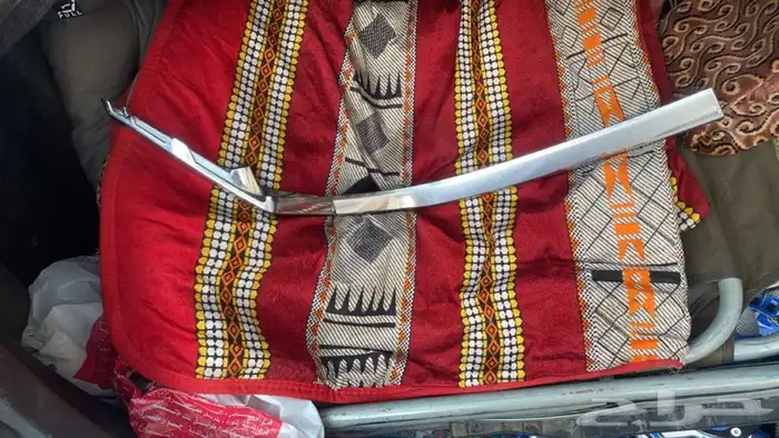 نيكل شبك مازدا 6 يمين فيه كسر بسيط 0