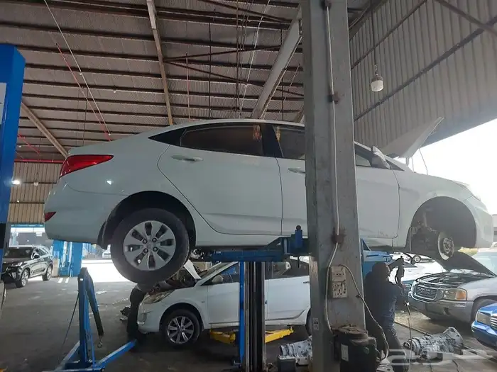 قير اكسنت 2015  cvt مع التركيب والضمان 2