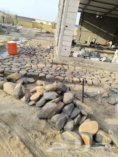 تلبيسات ممرات أحواض مجالس بالحجر الطبيعي 0