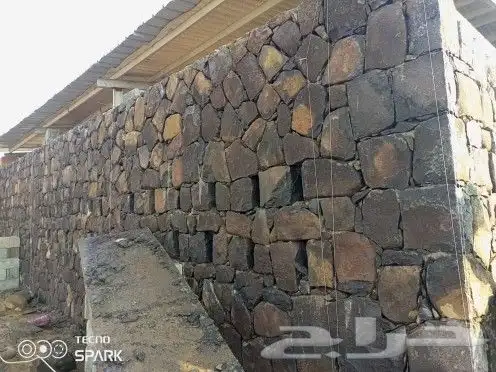 تلبيسات ممرات أحواض مجالس بالحجر الطبيعي 4