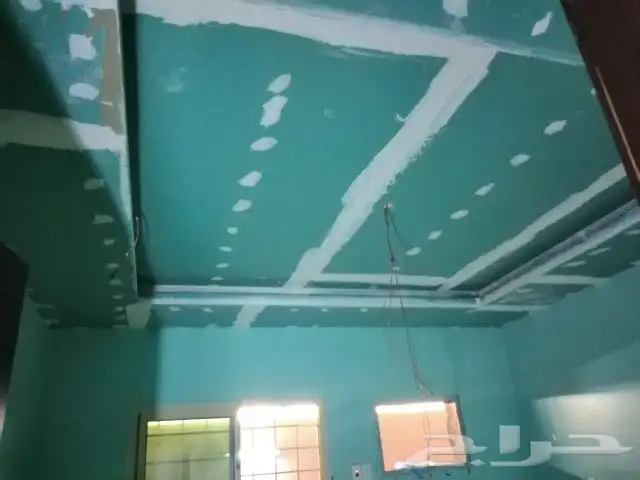 صباغ بويات عوازل ديكورات جبس ترميم شامل 9
