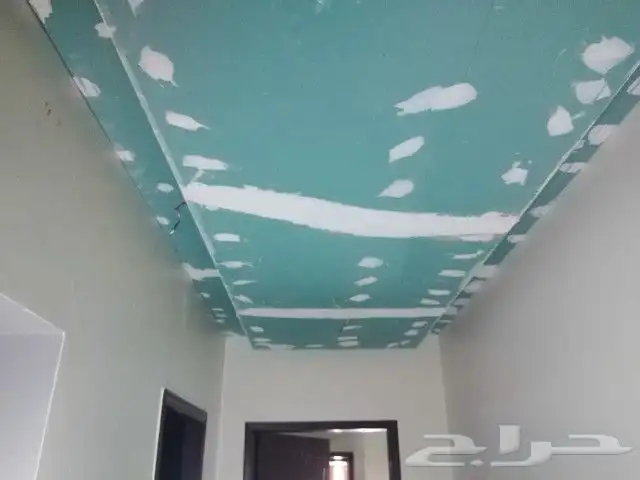 صباغ بويات عوازل ديكورات جبس ترميم شامل 6