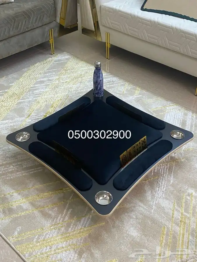 طاولات بلوت منحنيه مع حامل اكواب وتكايات وجرس 6