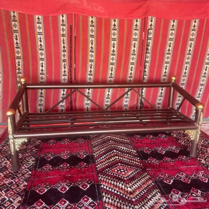 كراسي حديد 1