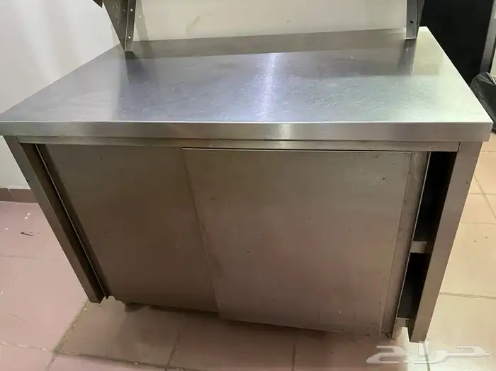 كابينة استانلس ستيل 304 - مناسبة للمطاعم والبيوت (شغل مصنع) 2