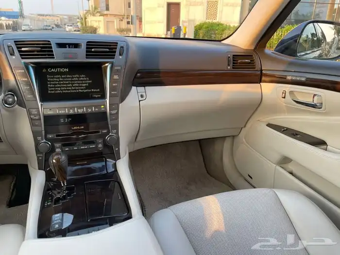 لكزس LS460 الموديل 2009 مخزن(تم البيع) 45