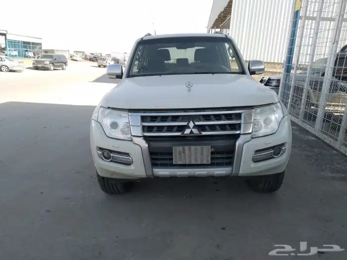 قطع غيار باجيرو ربع 2016 4