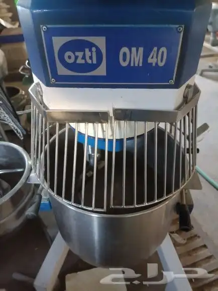 فرن دوار نظيف كهرباء 18صينيه نوع مونديال وخلاط 40لتر 5