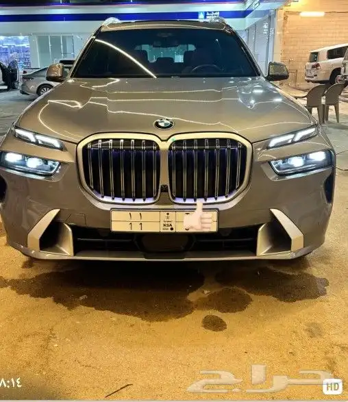 BMW 2023 X7 16