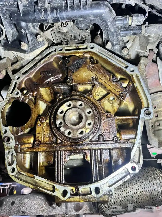 ورشة رائد الإتقان لصيانة السيارات ميكانيكا - الدمام الخضرية 12