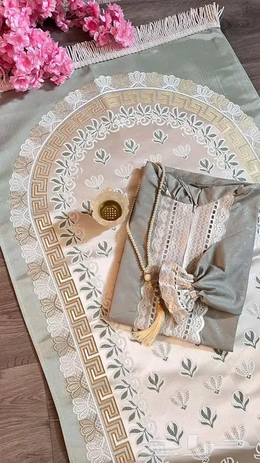 اطقم شراشف صلاه مع السجاد 15