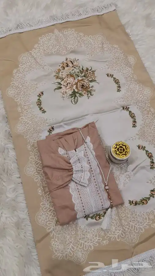 اطقم شراشف صلاه مع السجاد 7