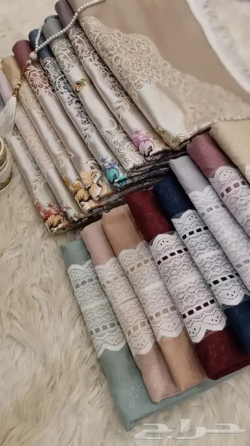 اطقم شراشف صلاه مع السجاد 16