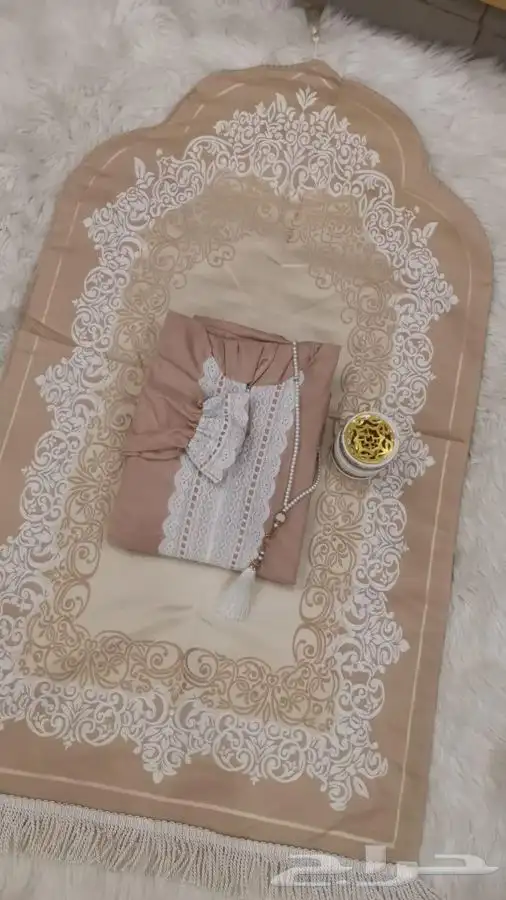 اطقم شراشف صلاه مع السجاد 5