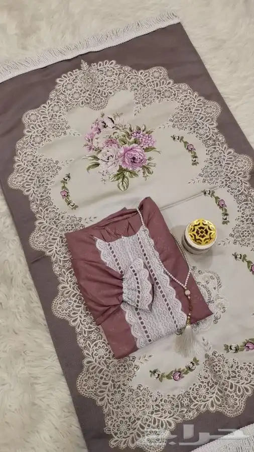 اطقم شراشف صلاه مع السجاد 6