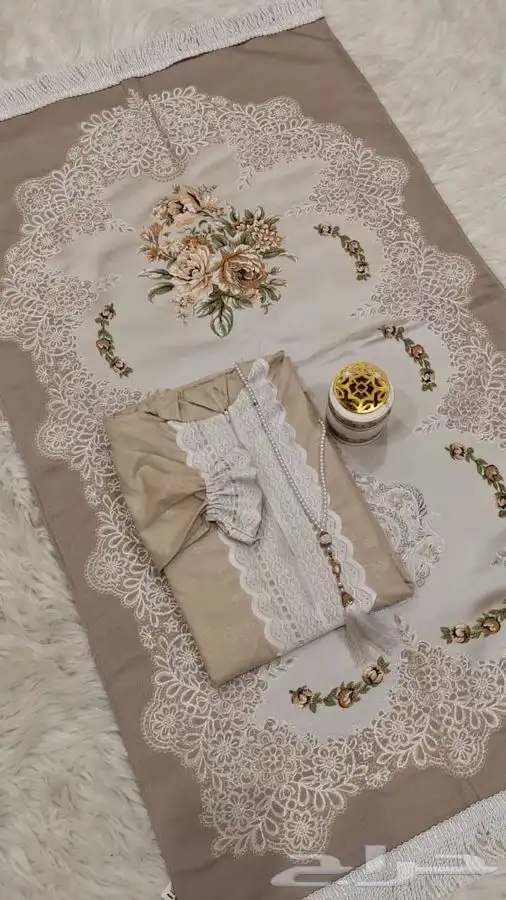 اطقم شراشف صلاه مع السجاد 9