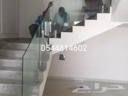 تركيب درابزين استانلس ستيل سلم زجاج 8