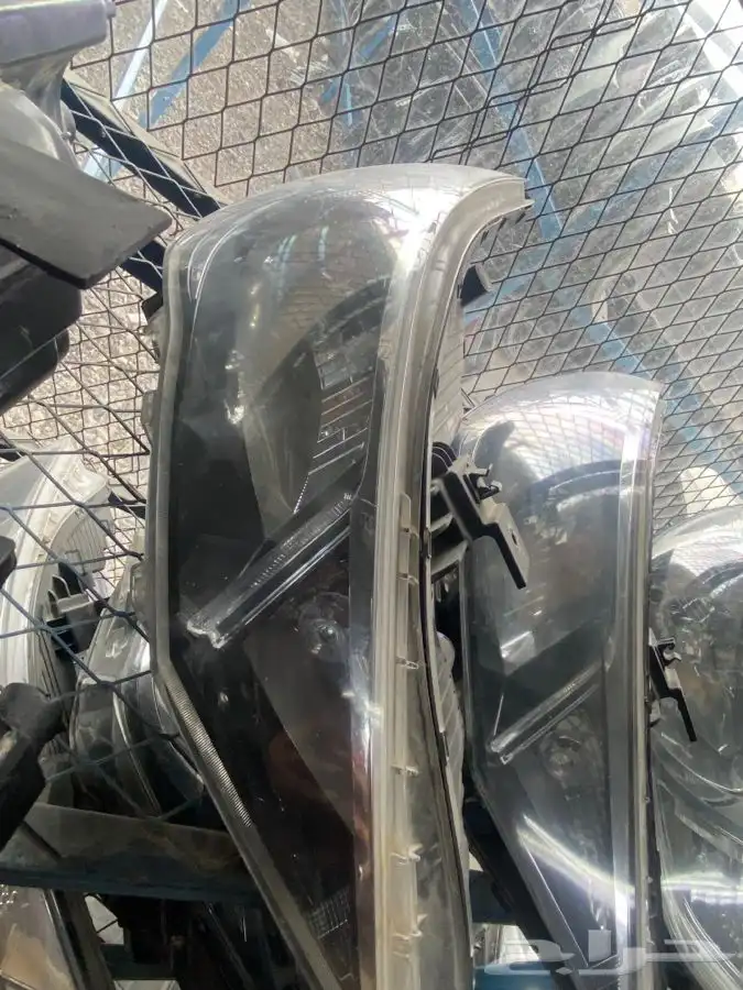 شمعات. وبودي. وقطع غيار. متنوعه. 13