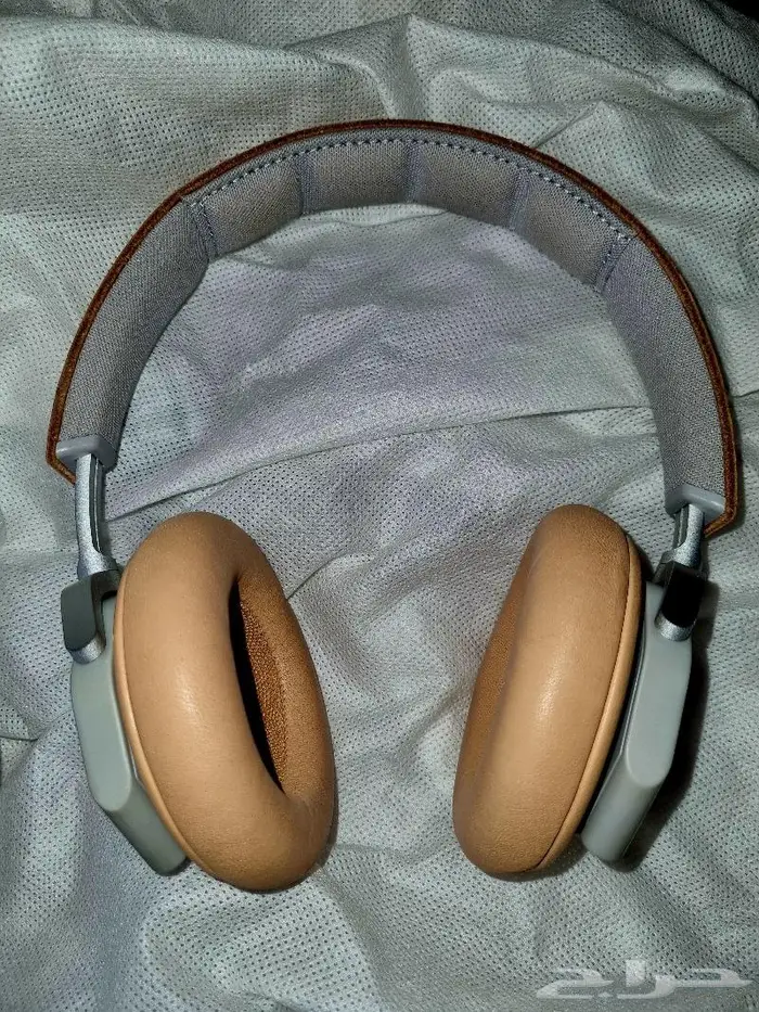 سماعة براند Bang Olufsen 3