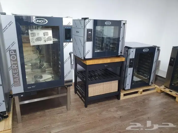 ثلاجات عرض حلويات مقاسات متنوعة 43