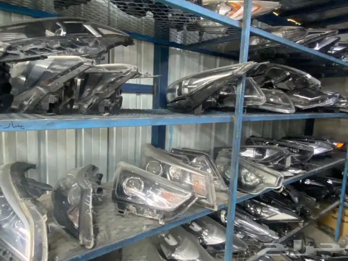 شمعات. وبودي. وقطع غيار. متنوعه. 19