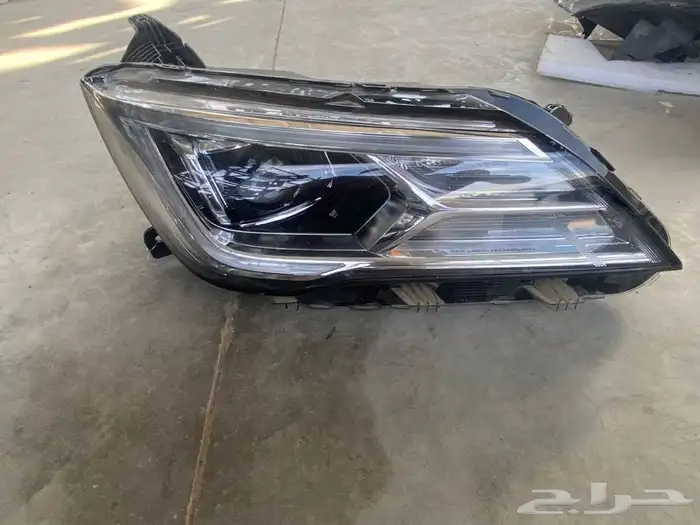 شمعات. وبودي. وقطع غيار. متنوعه. 27