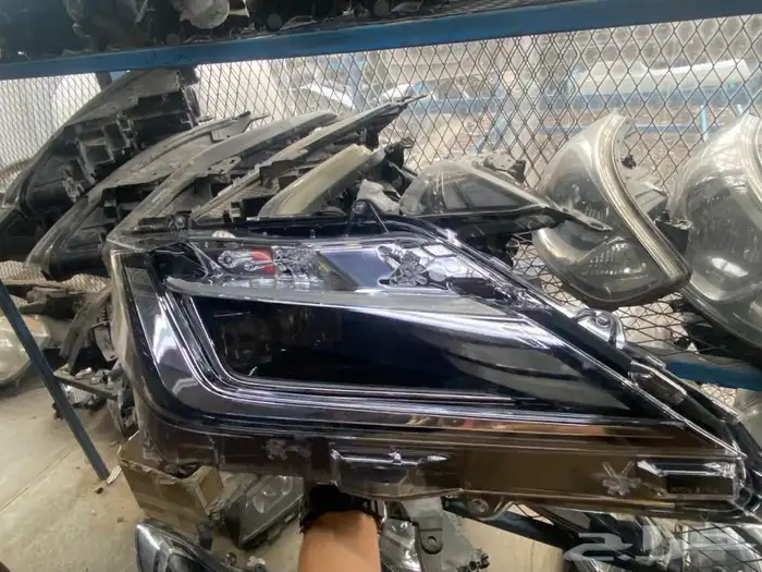 شمعات. وبودي. وقطع غيار. متنوعه. 7