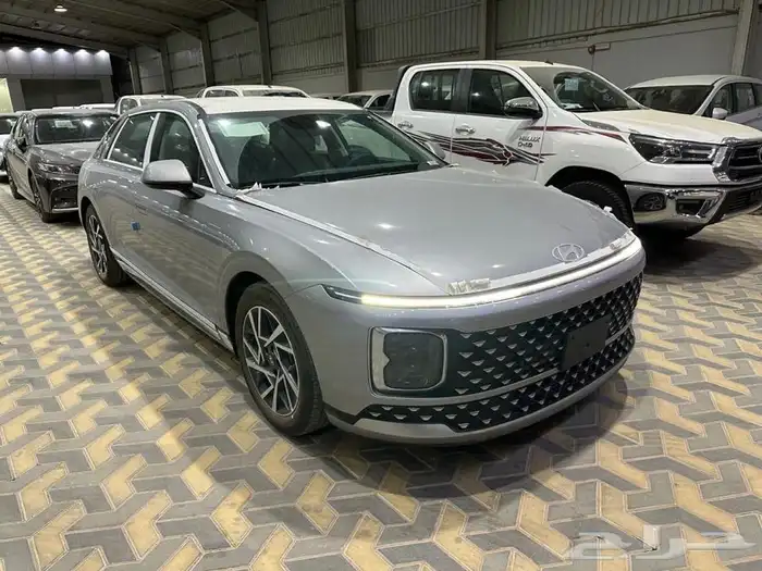 هواندي أزيرا كلاسيك 2025 0