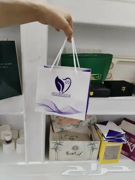 بوكسات ورقية  اكواب   ( فولدر   بروشور.) 6