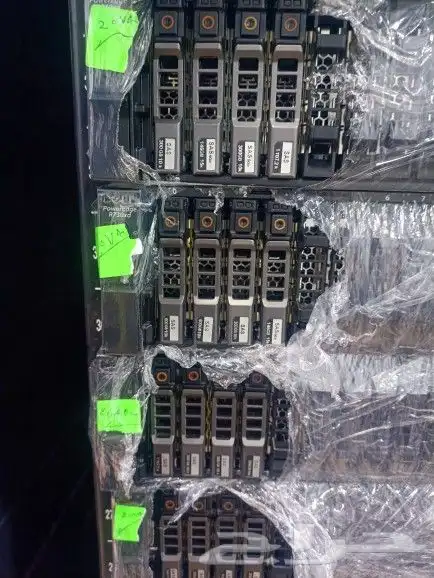 Dell power edge R740 8 BAY Rack Server 2.5 inch Dual process 5