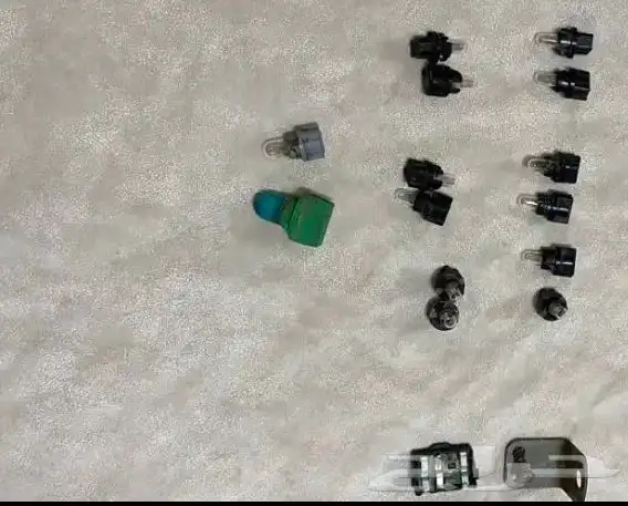 يد باب خارجي ولمبات طبلون كامري من 98 الى 2002 1