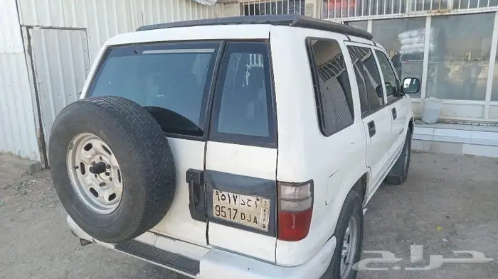ايسوزو ترويبر 2003 ديذل . 15