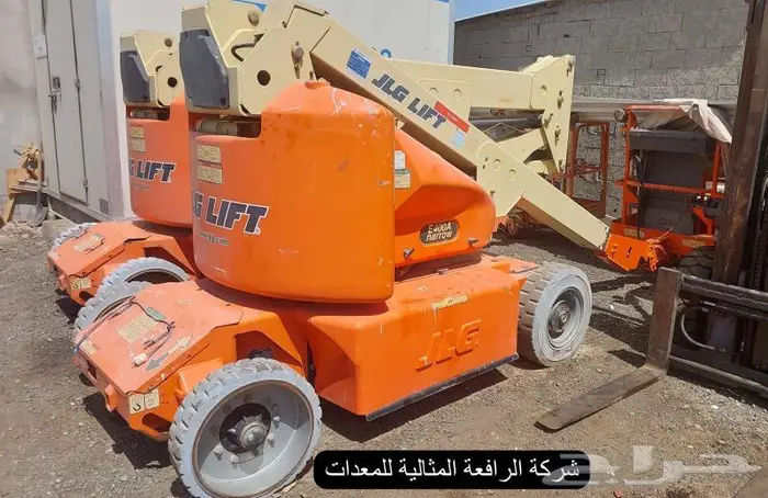 سيزرلفت ومان لفت للأجار في جده scissorlift manlift 1