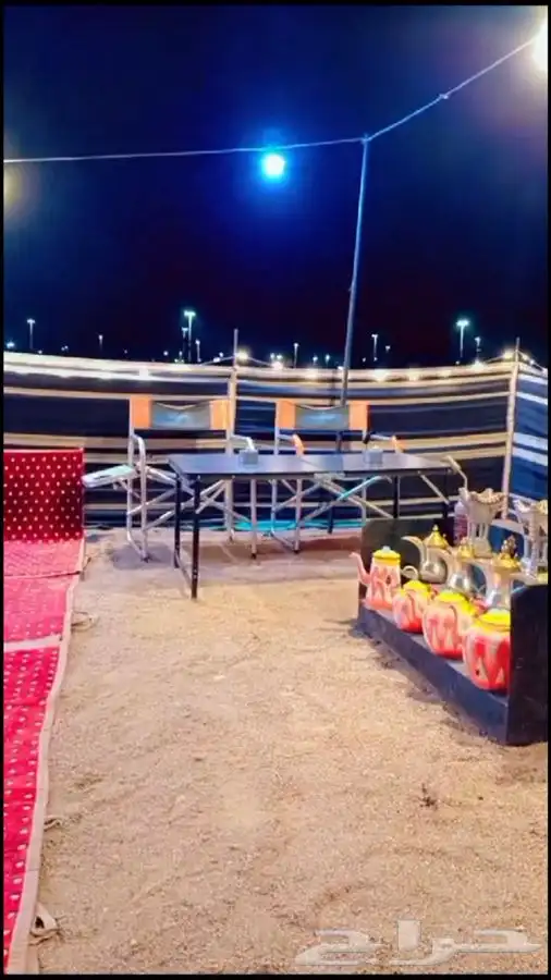 للرحلات البرية ثلاث عمال ضيافة بنغلاديش وخيمه عمودين 1