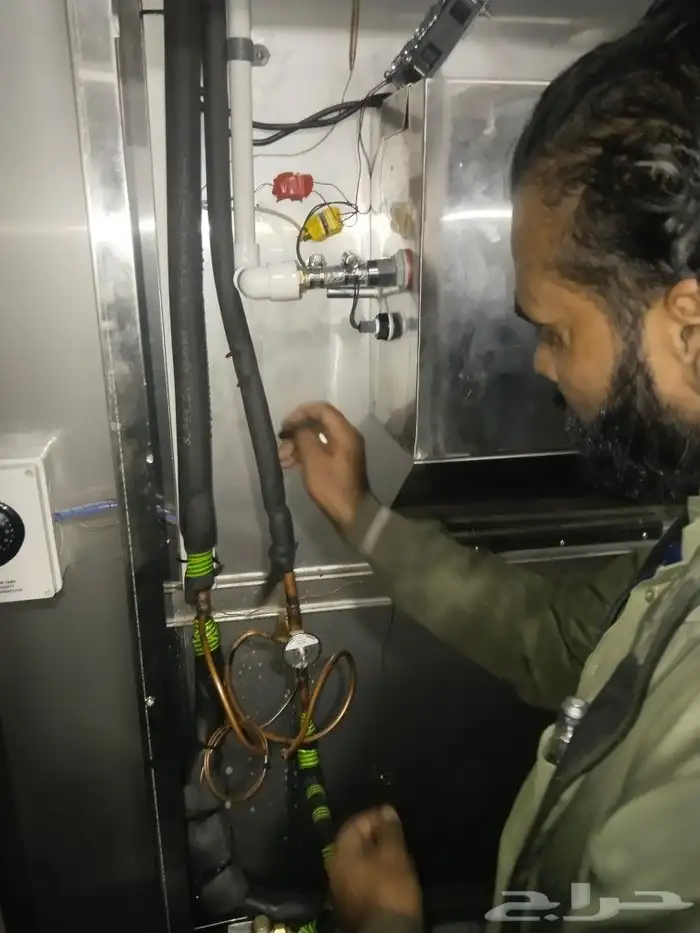 walk.in humidity chamber installation and repairing 9