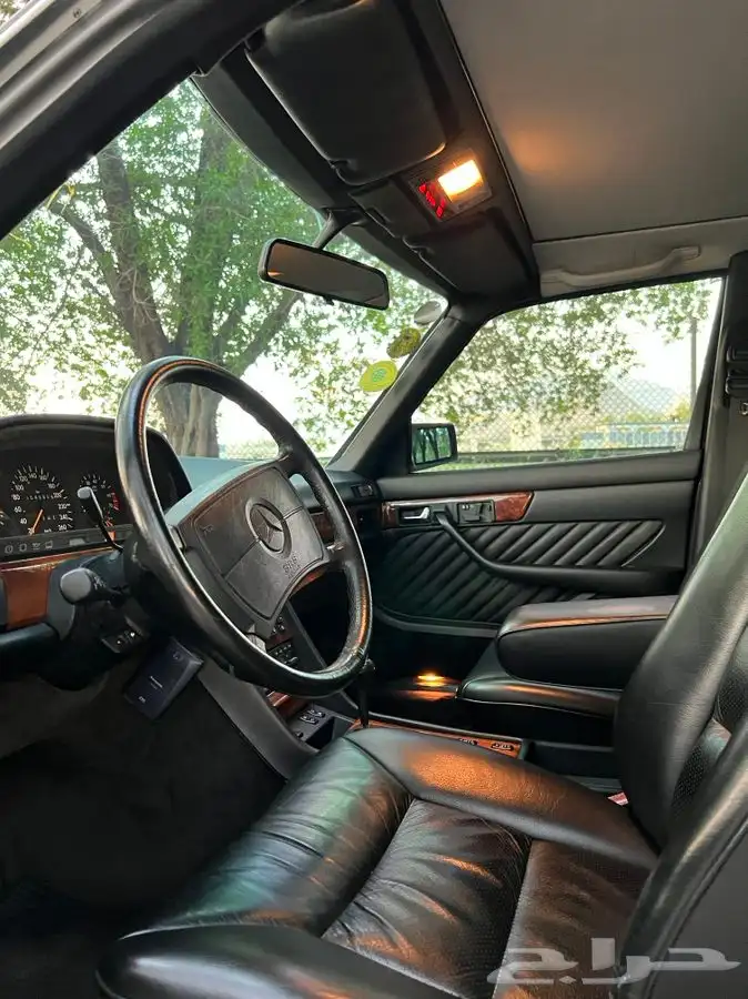 مرسيدس بنز 560SEL وارد اليابان 1990 بحالة الوكالة 54